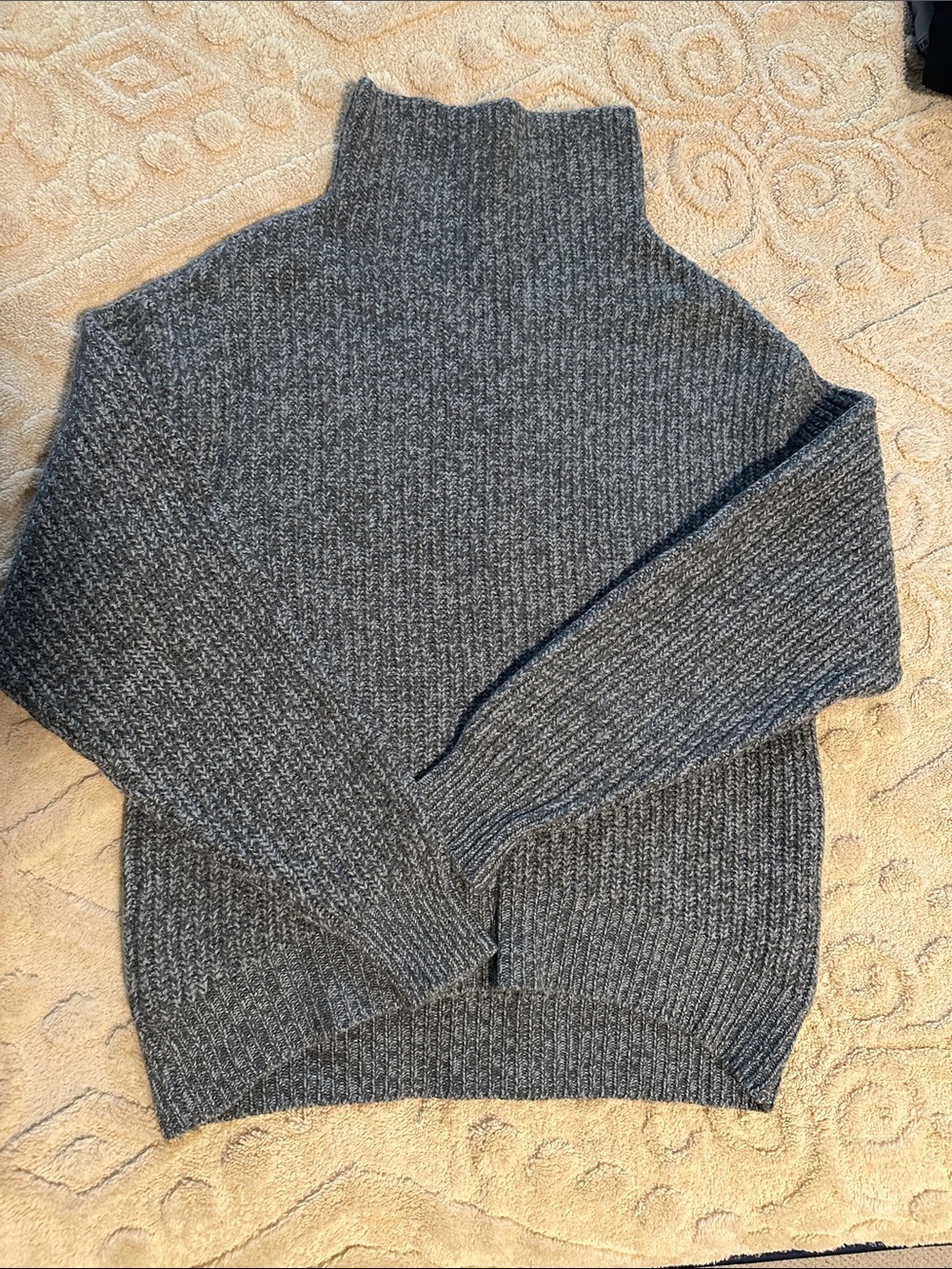 Wilfred Charcoal Ribbed Turtleneck Sweater
